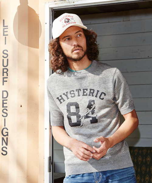 HYSTERIC GLAMOUR（ヒステリックグラマー）の「WOMAN ON 84 pt プルオ-バ-（ニット/セーター・メンズ・ホワイト/ネイビー/トップグレー・LARGE/MEDIUM/SMALL）」の2枚目の写真