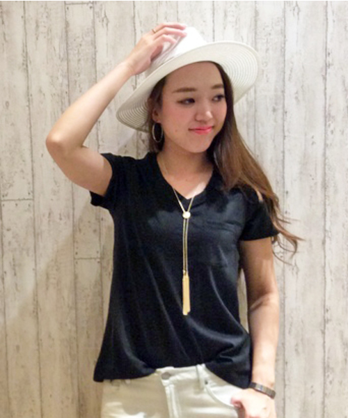 VENCEEXCHANGE（ヴァンスエクスチェンジ）の「ベーシックVネックTシャツ                 （Tシャツ/カットソー・レディース・オフホワイト/グレー/ダークグレー/ダークカーキ/ブラック・MEDIUM）」の3枚目の写真