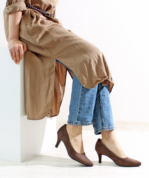 ALETTA(アレッタ)の「ALETTA-アレッタ- 究極のプレーンパンプス -ポインテッド-(パンプス・レディース・シルバーグレー/ブラック/グレイッシュベージュ/ライトピンク/ブラック系その他/ライトグレー/ネイビー/アッシュブラウン/ライトブルー/ベージュ系その他/グレー系その他/クリアブラック/ベージュ/ピンクベージュ/グレー/シルバー/インディゴブルー/サンドベージュ/モカ/杢グレー/サーモンピンク/ブルー系その他/ローズ/ライトベージュ/ライトブラウン/バーガンディー/ミックスグレー/ダークネイビー/ブラウン/ダークグリーン/シルバー系その他/その他/ダークブラウン/スモークピンク/エメラルド/ブラウン系その他/グレー系その他2/ナチュラル/ブラック系/トップグレー・23.5cm/24.5cm/22.0cm/26.0cm/23.0cm/25.0cm/22.5cm/25.5cm/24.0cm/21.5cm)」の15枚目の写真