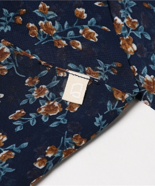 studio CLIP（スタディオクリップ）の「【新色追加】細幅マルチスカーフ（ストール/ショール・レディース・キャメル/ネイビー/アイボリー/ブラック/その他1/マスタード・FREE）」の8枚目の写真