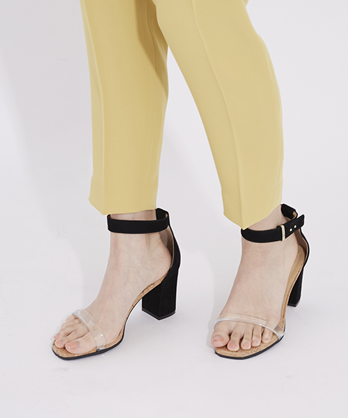 UNITED TOKYO（ユナイテッドトウキョウ）の「ストラップチャンキーヒールサンダル（サンダル・レディース・ライトグレー/レッド/ブラック・1/0/2）」の14枚目の写真