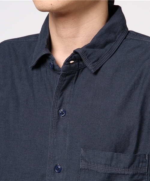 SAVE KHAKI UNITED(セーブカーキユナイテッド)の「HOMEWORK Denim Overshirt #(シャツ/ブラウス・メンズ・ダークブルー・LARGE/MEDIUM/SMALL/X-SMALL)」の4枚目の写真
