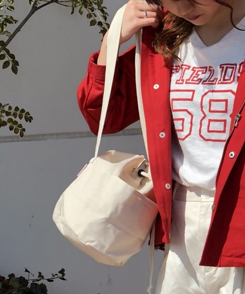 THE SMOCK SHOP（ザスモックショップ）の「 【THE SMOCK SHOP /スモック･ ショップ】 キンチャク ショウ#（ショルダーバッグ・レディース・イエロー/ボルドー/アイボリー/グリーン・FREE）」の2枚目の写真