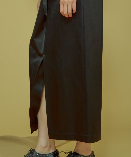 Abahouse Devinette（ドゥヴィネット）の「フロントタックブライトスカート（スカート・レディース・キャメル/ブラック・36/38/40）」の15枚目の写真