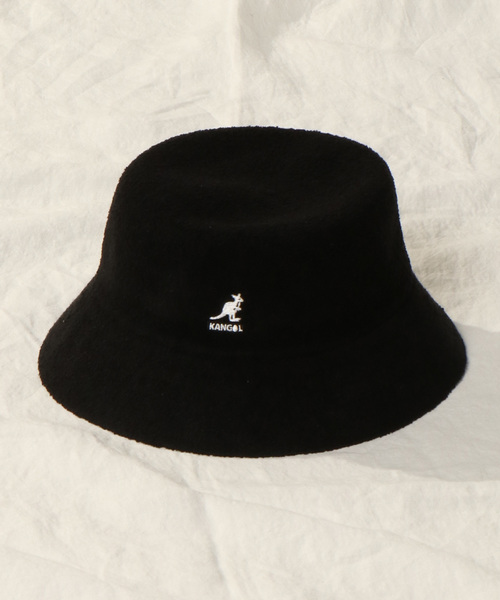 KANGOL（カンゴール）の「KANGOL バミューダバケットハット（ハット・レディース・ホワイト/ブラック・M/L）」の2枚目の写真