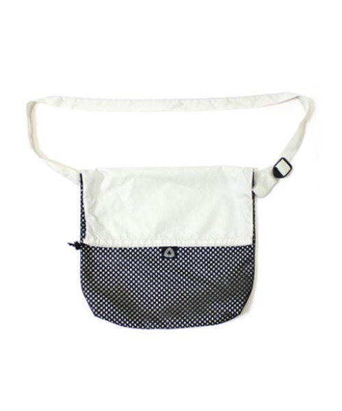 TRAIL BUM(トレイルバム)の「HIKER SACOCHE "TURTLE" /ハイカーサコッシュタートル(ショルダーバッグ・メンズ・ネイビー/ブラウン/ホワイト系その他/ブラック系その他/グレー系その他/グリーン系その他・ONE SIZE)」の2枚目の写真