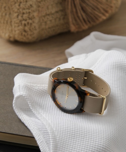 BAYFLOW(ベイフロー)の「マーブルウォッチ(アナログ腕時計・レディース・ライトグレー/ブラック/グレー/シルバーグレー・FREE)」の4枚目の写真