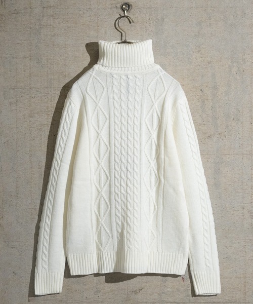 JOHN'S CLOSET(ジョンズクローゼット)の「【i】ケーブルニット タートルネック セーター【総アラン編み】(ニット/セーター・レディース・キナリ/ブラック/グレー/ネイビー/ロイヤルブルー/ワイン/ブラック系その他/ホワイト×ブラック/ベージュ・SMALL/MEDIUM/LARGE/X-LARGE)」の16枚目の写真