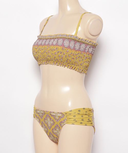 シャーリングバンドゥービキニ 水着 Ungrid アングリッド のファッション 水着 Ungrid アングリッド