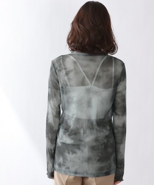 LOWRYS FARM（ローリーズファーム）の「タイダイチュールタートルＬＳ　920187（Tシャツ/カットソー・レディース・ブラック/ベージュ/グリーン・FREE）」の7枚目の写真