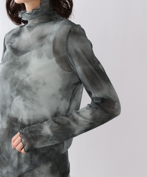 LOWRYS FARM（ローリーズファーム）の「タイダイチュールタートルＬＳ　920187（Tシャツ/カットソー・レディース・ブラック/ベージュ/グリーン・FREE）」の13枚目の写真