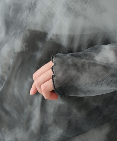 LOWRYS FARM（ローリーズファーム）の「タイダイチュールタートルＬＳ　920187（Tシャツ/カットソー・レディース・ブラック/ベージュ/グリーン・FREE）」の12枚目の写真