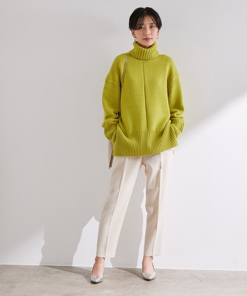 ADAM ET ROPE'（アダムエロペ）の「【一部店舗限定】バルキーニットタートルプルオーバー（ニット/セーター・レディース・グレー/イエロー/キャメル/キナリ・FREE）」の5枚目の写真