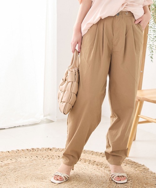 OMNES（オムネス）の「コットンナイロン タックパンツ（その他パンツ・レディース・ブラック/ベージュ/グリーン系その他・MEDIUM/LARGE）」の4枚目の写真