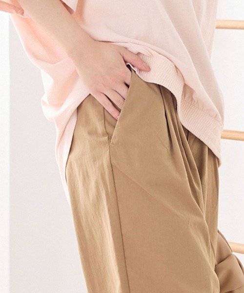 OMNES（オムネス）の「コットンナイロン タックパンツ（その他パンツ・レディース・ブラック/ベージュ/グリーン系その他・MEDIUM/LARGE）」の12枚目の写真