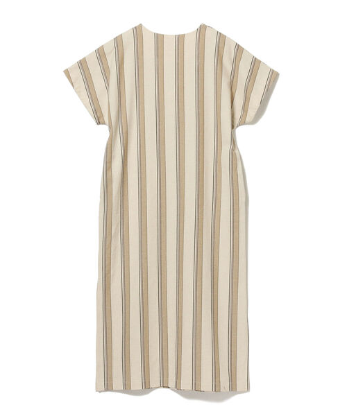 BEAMS LIGHTS（ビームスライツ）の「BEAMS LIGHTS / ストライプ Vネック ワンピース（ワンピース・レディース・ベージュ/サックスブルー・38/36）」の15枚目の写真