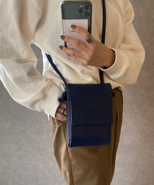 Aunt Marie's（アントマリーズ）の「2wayミニショルダーバッグ（ショルダーバッグ・レディース・ブラック/ネイビー/アイボリー・FREE）」の14枚目の写真