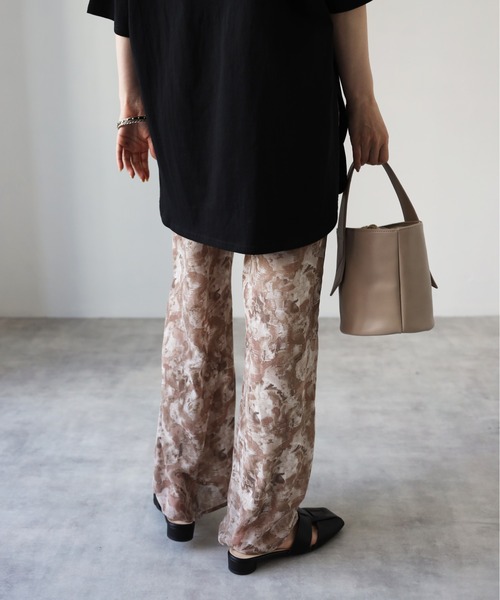 4youstory（フォーユーストーリー）の「ぼかし柄ストレートパンツ（その他パンツ・レディース・モカ/グレー/グリーン・FREE）」の13枚目の写真