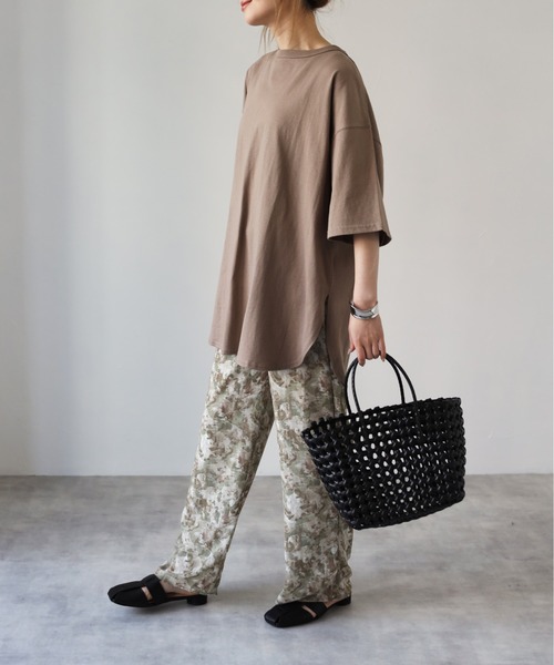 4youstory（フォーユーストーリー）の「ぼかし柄ストレートパンツ（その他パンツ・レディース・モカ/グレー/グリーン・FREE）」の4枚目の写真