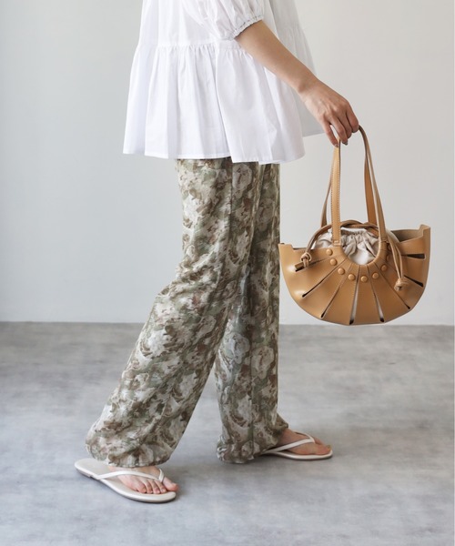 4youstory（フォーユーストーリー）の「ぼかし柄ストレートパンツ（その他パンツ・レディース・モカ/グレー/グリーン・FREE）」の6枚目の写真