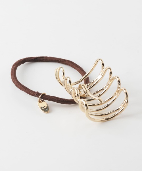 SMELLY(スメリー)の「メタルモヨウヘアカフ(ヘアゴム・レディース・ゴールド・-)」の18枚目の写真