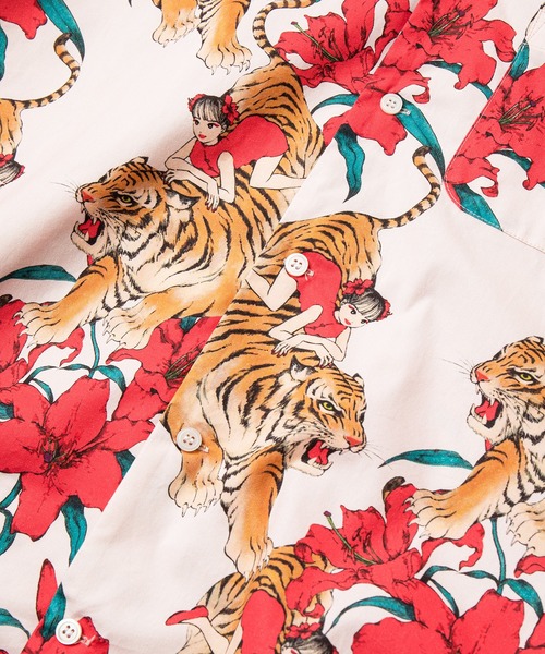 被宝園（ヒホウエン）の「精彩のアロハシャツ（シャツ/ブラウス・メンズ・ネイビー/アイボリー・FREE）」の10枚目の写真