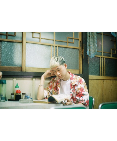 被宝園（ヒホウエン）の「精彩のアロハシャツ（シャツ/ブラウス・メンズ・ネイビー/アイボリー・FREE）」の14枚目の写真