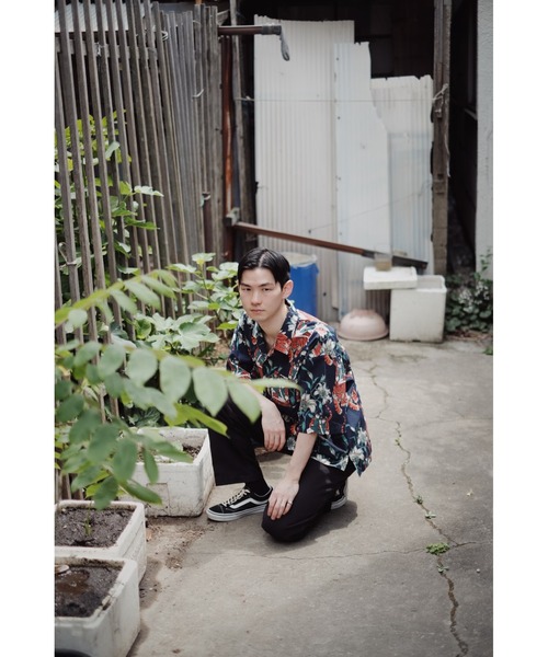 被宝園（ヒホウエン）の「精彩のアロハシャツ（シャツ/ブラウス・メンズ・ネイビー/アイボリー・FREE）」の20枚目の写真