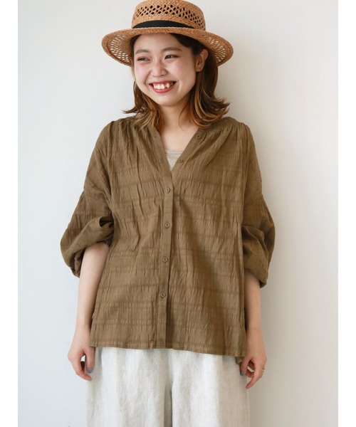 Samansa Mos2（サマンサ モスモス）の「シャーリングドビー刺繍ブラウス（シャツ/ブラウス・レディース・オフホワイト/カーキ/ブルー・ﾌﾘ-）」の3枚目の写真