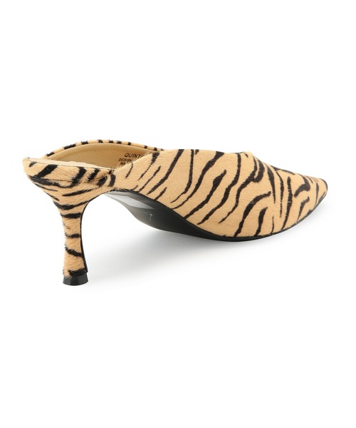 MADEMOISELLE ROPE'（マドモアゼル ロペ）の「【SENSO】アニマルポインテッドパンプス（パンプス・レディース・ゴールド・36/37/38）」の2枚目の写真