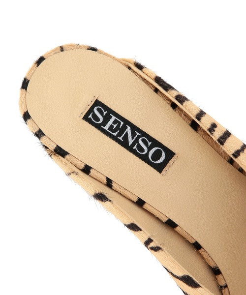 MADEMOISELLE ROPE'（マドモアゼル ロペ）の「【SENSO】アニマルポインテッドパンプス（パンプス・レディース・ゴールド・36/37/38）」の7枚目の写真