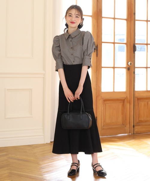 one after another NICE CLAUP(ワンアフターアナザーナイスクラップ)の「袖コンシャスパールボタンブラウス(シャツ/ブラウス・レディース・オフホワイト/ライトベージュ/ブラック/チェック・FREE)」の22枚目の写真