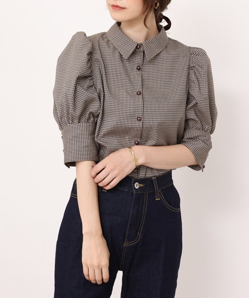 one after another NICE CLAUP(ワンアフターアナザーナイスクラップ)の「袖コンシャスパールボタンブラウス(シャツ/ブラウス・レディース・オフホワイト/ライトベージュ/ブラック/チェック・FREE)」の18枚目の写真