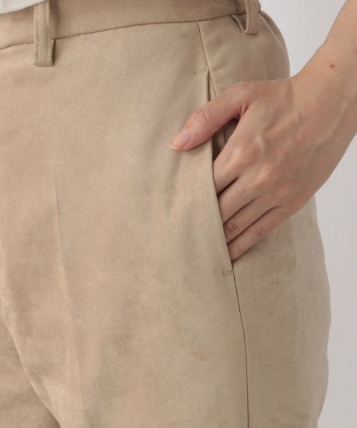 LOWRYS FARM（ローリーズファーム）の「スエードストレッチフレアパンツ　218793（その他パンツ・レディース・アイボリー/ブラウン/グリーン・MEDIUM/LARGE）」の10枚目の写真
