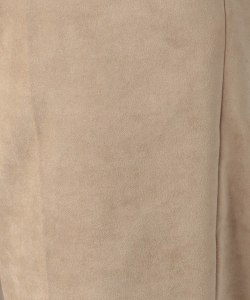 LOWRYS FARM（ローリーズファーム）の「スエードストレッチフレアパンツ　218793（その他パンツ・レディース・アイボリー/ブラウン/グリーン・MEDIUM/LARGE）」の9枚目の写真