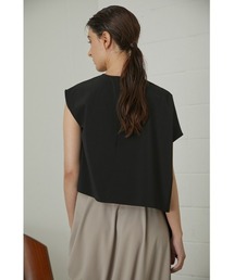 RIM.ARK（リムアーク）の「Asymmetry curve tops（Tシャツ/カットソー）」