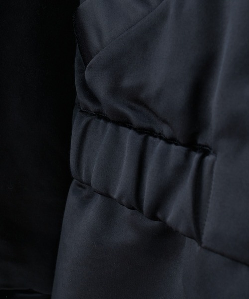 Lui's（ルイス）の「【SILLIS / シリス】ダブルフェイスサテンレイヤードタンカースジャケット（ミリタリージャケット・メンズ・ブラック/カーキ・44/46）」の12枚目の写真