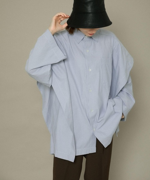 KBF（ケイビーエフ）の「BIGレイヤードライクシャツ（シャツ/ブラウス・レディース・オフホワイト/ブルー系その他/ベージュ系その他・ONE）」の3枚目の写真