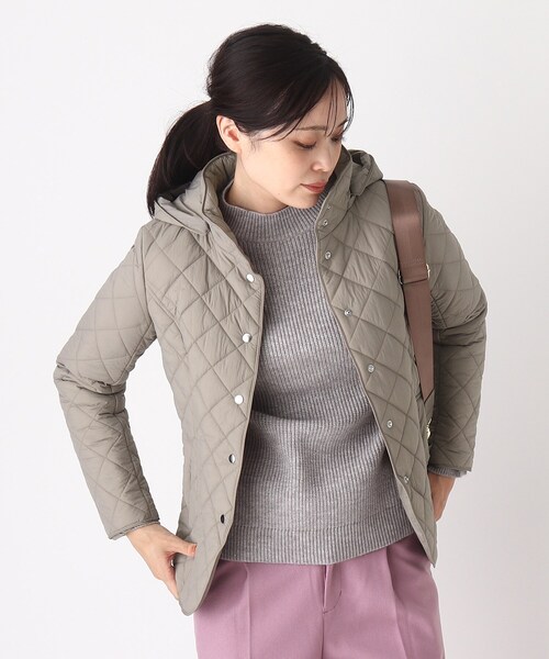 SOUP(スープ)の「◆【羽織るだけで綺麗】キルティングショートコート(フード取り外し可)(その他アウター・レディース・ブラック/ベージュ/ネイビー・11/15 /13/09/07)」の1枚目の写真