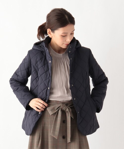 SOUP(スープ)の「◆【羽織るだけで綺麗】キルティングショートコート(フード取り外し可)(その他アウター・レディース・ブラック/ベージュ/ネイビー・11/15 /13/09/07)」の3枚目の写真