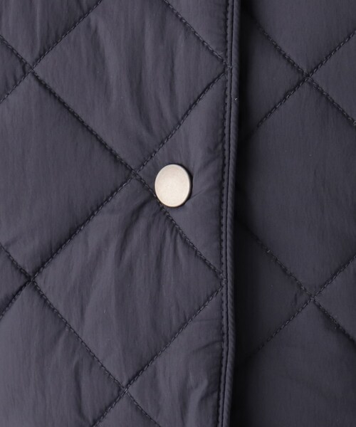 SOUP(スープ)の「◆【羽織るだけで綺麗】キルティングショートコート(フード取り外し可)(その他アウター・レディース・ブラック/ベージュ/ネイビー・11/15 /13/09/07)」の6枚目の写真