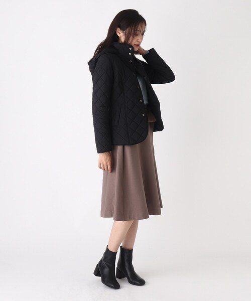 SOUP(スープ)の「◆【羽織るだけで綺麗】キルティングショートコート(フード取り外し可)(その他アウター・レディース・ブラック/ベージュ/ネイビー・11/15 /13/09/07)」の18枚目の写真