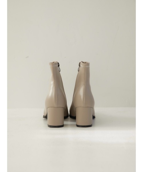 amel（エイメル）の「square toe short boots（ブーツ・レディース・ライトグレー・23.5cm/24.0cm/24.5cm/23.0cm/25.0cm）」の12枚目の写真