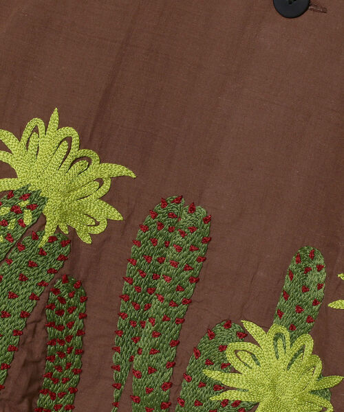 mii（ミー）の「mii × International Gallery BEAMS / 別注 CACTUS オープンカラーシャツ（シャツ/ブラウス・メンズ・ブラウン・MEDIUM/SMALL/LARGE）」の9枚目の写真