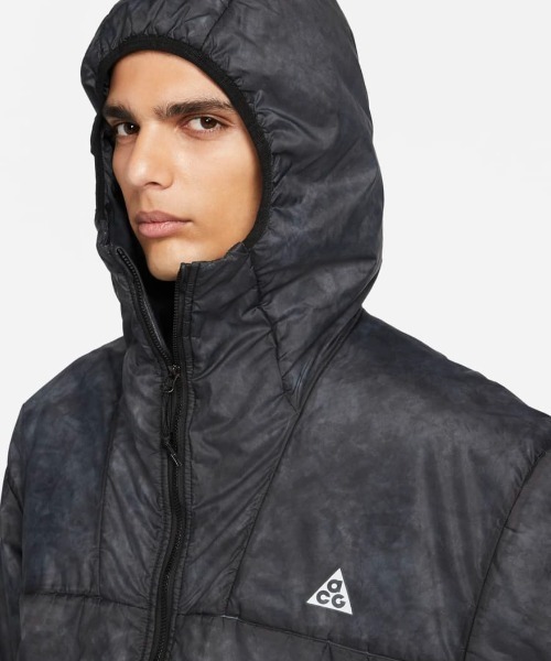 NIKE acg ビンテージマウンテンジャケット　ブラック NIKE acg ビンテージマウンテンジャケット ブラック NIKE acg