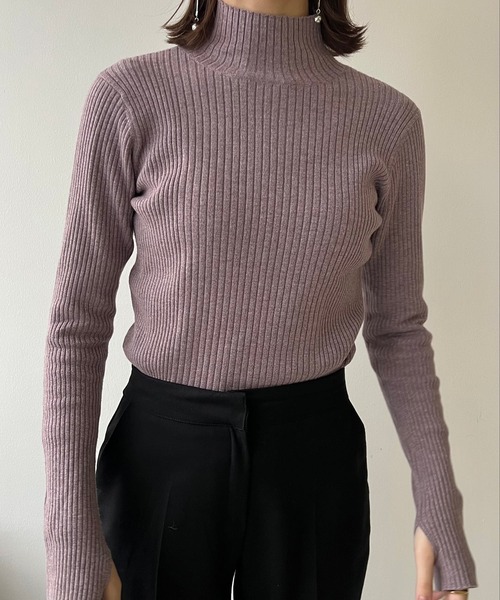 Amiur(エミレ)の「combination rib knit(ニット/セーター・レディース・ブラック/ベージュ/ラベンダー・FREE)」の20枚目の写真