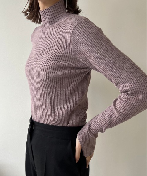 Amiur(エミレ)の「combination rib knit(ニット/セーター・レディース・ブラック/ベージュ/ラベンダー・FREE)」の21枚目の写真