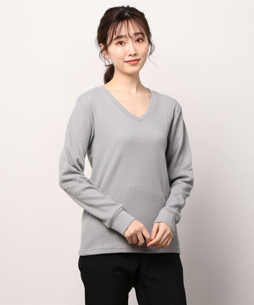 INNOCENT（イノセント）の「『RDS』Vネックワッフルカットソー（Tシャツ/カットソー・レディース・ホワイト/ブラック/ベージュ/ネイビー/カーキ/ライトピンク/グレー・MEDIUM/LARGE/X-LARGE）」の13枚目の写真