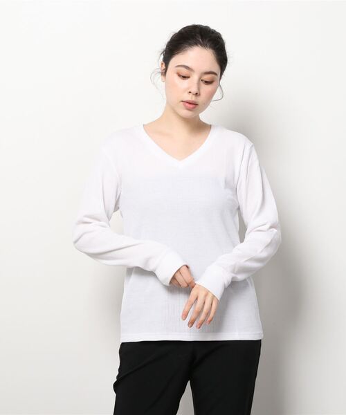 INNOCENT（イノセント）の「『RDS』Vネックワッフルカットソー（Tシャツ/カットソー・レディース・ホワイト/ブラック/ベージュ/ネイビー/カーキ/ライトピンク/グレー・MEDIUM/LARGE/X-LARGE）」の18枚目の写真