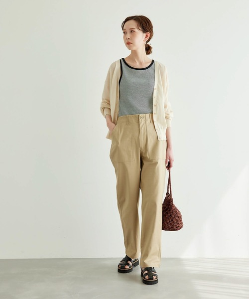 ROPE' PICNIC（ロペピクニック）の「【WEB限定36サイズ/ブラック】バックサテンベイカーパンツ（その他パンツ・レディース・ベージュ/ブラック/カーキ/ベージュ系その他2・36/40/38）」の10枚目の写真